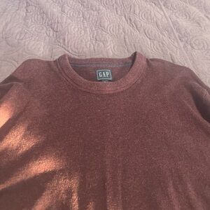 MEN’S GAP CREWNECK SWEATER, MERLOT SIZE X-LARGE